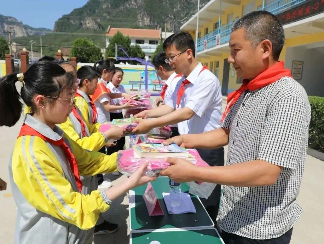 陵川县小学迈向教育现代化的最新项目启动